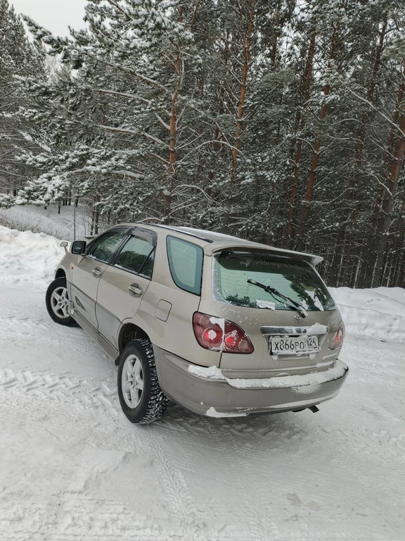 Внедорожник Toyota Harrier 1998 года, 800000 рублей, Тинской