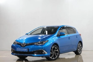 Хетчбэк Toyota Auris 2015 года, 1599000 рублей, Новокузнецк