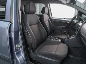 Минивэн Opel Zafira 2011 года, 679000 рублей, Сургут