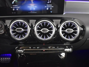 Седан Mercedes-benz CLA-класс 2020 года, 2978900 рублей, Казань
