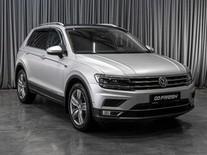 Внедорожник Volkswagen Tiguan 2017 года, 2990000 рублей, Тюмень