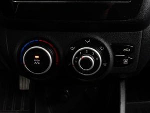 Седан Kia Rio 2011 года, 924000 рублей, Тюмень