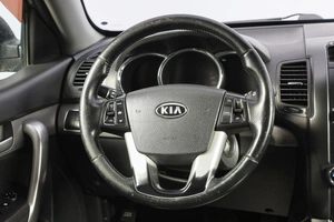 Внедорожник Kia Sorento 2011 года, 1549000 рублей, Новосибирск