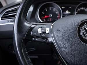 Внедорожник Volkswagen Tiguan 2017 года, 2340000 рублей, Краснодар