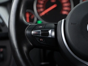 Седан BMW 3 серия 2016 года, 2698999 рублей, Москва