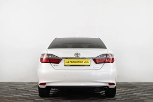 Седан Toyota Camry 2016 года, 2699000 рублей, Сургут