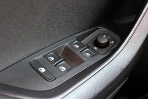 Внедорожник Skoda Karoq 2021 года, 2495000 рублей, Ярославль