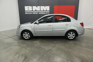 Седан Kia Rio 2009 года, 720000 рублей, Курск