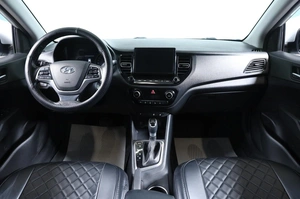 Седан Hyundai Solaris 2021 года, 1369000 рублей, Новосибирск