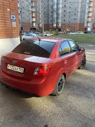 Седан Kia Rio 2011 года, 580000 рублей, Красноярск