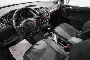 Внедорожник Volkswagen Tiguan 2018 года, 2749000 рублей, Новокузнецк