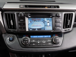 Внедорожник Toyota RAV4 2015 года, 2320000 рублей, Тюмень