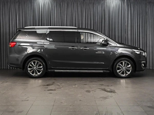 Минивэн Kia Carnival 2017 года, 2740000 рублей, Ставрополь