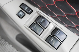 Хетчбэк Toyota Corolla 2001 года, 549000 рублей, Барнаул