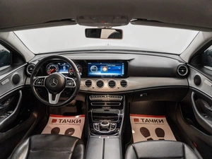 Седан Mercedes-benz E-класс 2018 года, 2650000 рублей, Красноярск