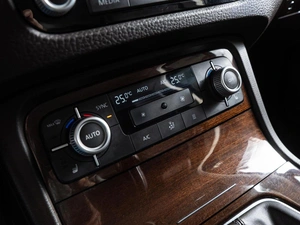 Внедорожник Volkswagen Touareg 2016 года, 2975070 рублей, Волгоград