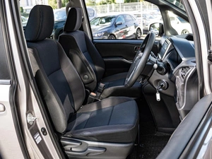 Минивэн Toyota Voxy 2018 года, 2445000 рублей, Краснодар