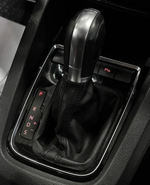 Седан Volkswagen Jetta 2017 года, 1247000 рублей, Красноярск