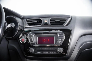 Хетчбэк Kia Rio 2013 года, 999000 рублей, Пермь