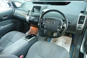 Лифтбек Toyota Prius 2008 года, 889000 рублей, Омск
