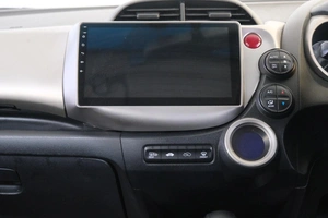 Хетчбэк Honda Fit 2010 года, 799000 рублей, Омск