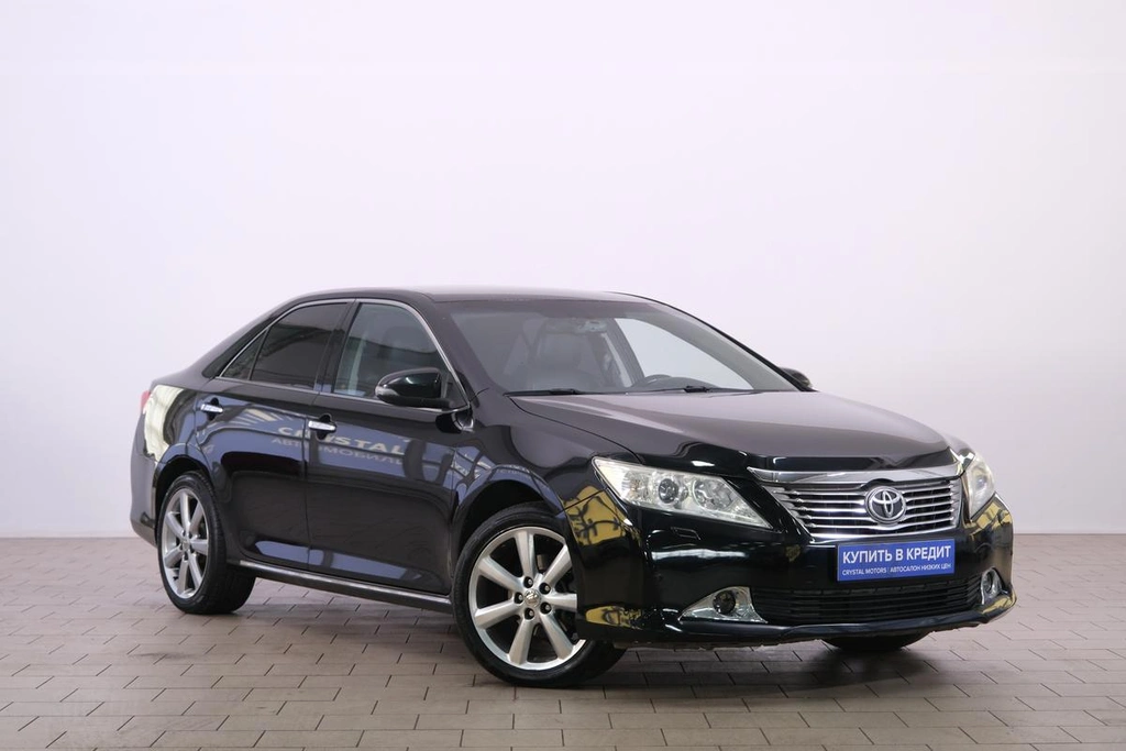 Седан Toyota Camry 2012 года, 1729000 рублей, Омск