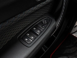 Хетчбэк BMW 1 серия 2017 года, 1898000 рублей, Краснодар