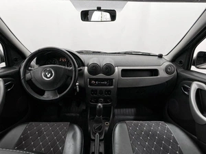 Седан Renault Logan 2011 года, 850000 рублей, Орёл