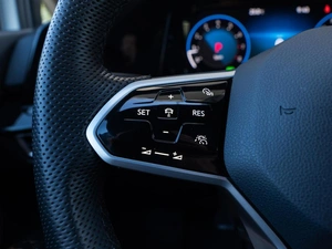 Хетчбэк Volkswagen Golf 2024 года, 3460000 рублей, Волгоград