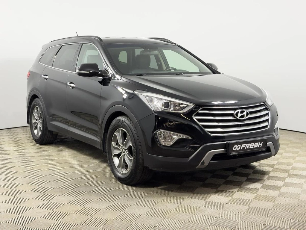 Внедорожник Hyundai Grand Santa Fe 2014 года, 1796200 рублей, Казань