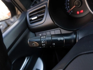 Хетчбэк Kia Rio 2014 года, 949000 рублей, Саратов
