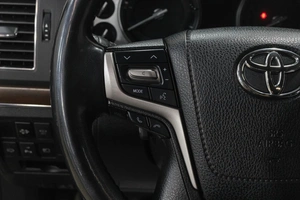 Внедорожник Toyota Land Cruiser 2015 года, 5319000 рублей, Новокузнецк