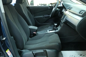 Седан Volkswagen Passat 2008 года, 799000 рублей, Омск