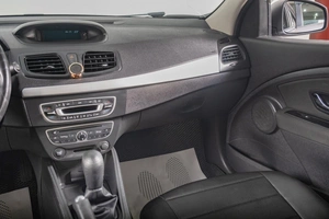 Седан Renault Fluence 2012 года, 799000 рублей, Томск