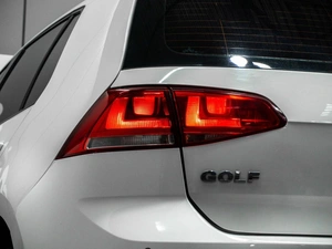 Хетчбэк Volkswagen Golf 2013 года, 979000 рублей, Тюмень