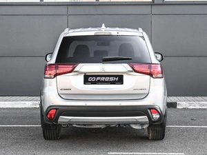 Внедорожник Mitsubishi Outlander 2018 года, 2329000 рублей, Кирилловка