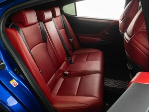 Седан Lexus ES 2018 года, 4469000 рублей, Тюмень