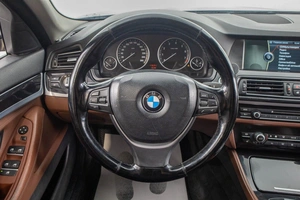 Седан BMW 5 серия 2011 года, 1999000 рублей, Барнаул
