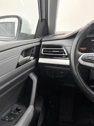 Седан Volkswagen Lavida 2022 года, 2625000 рублей, Орёл