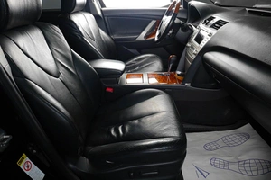 Седан Toyota Camry 2011 года, 1349000 рублей, Тюмень