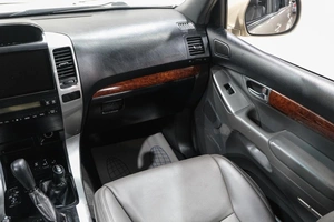 Внедорожник Toyota Land Cruiser Prado 2005 года, 2149000 рублей, Новокузнецк