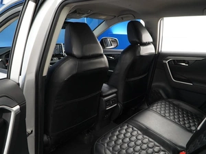 Внедорожник Toyota RAV4 2020 года, 2739444 рублей, Москва