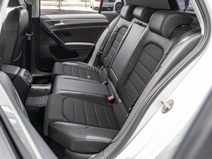 Хетчбэк Volkswagen Golf 2013 года, 1630000 рублей, Краснодар