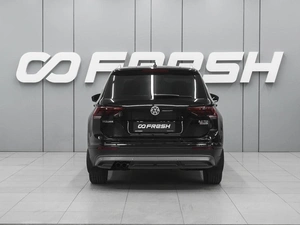 Внедорожник Volkswagen Tiguan 2017 года, 2789000 рублей, Ростов-на-Дону