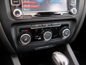 Седан Volkswagen Jetta 2012 года, 978070 рублей, Большой Сочи