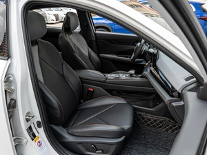 Лифтбек Changan UNI-V 2023 года, 2330000 рублей, Краснодар
