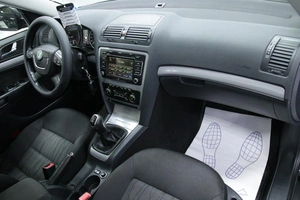 Универсал Skoda Octavia 2013 года, 900000 рублей, Солонцы