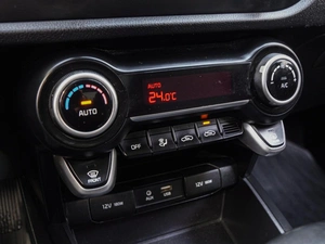 Седан Kia Rio 2018 года, 1130000 рублей, Волгоград