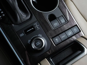 Внедорожник Toyota Highlander 2025 года, 6049000 рублей, Воронеж