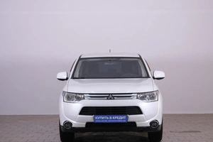 Внедорожник Mitsubishi Outlander 2014 года, 1499000 рублей, Омск
